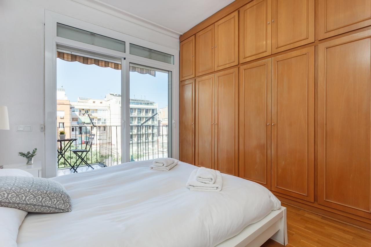Appartamento Flateli Aribau Barcellona Esterno foto