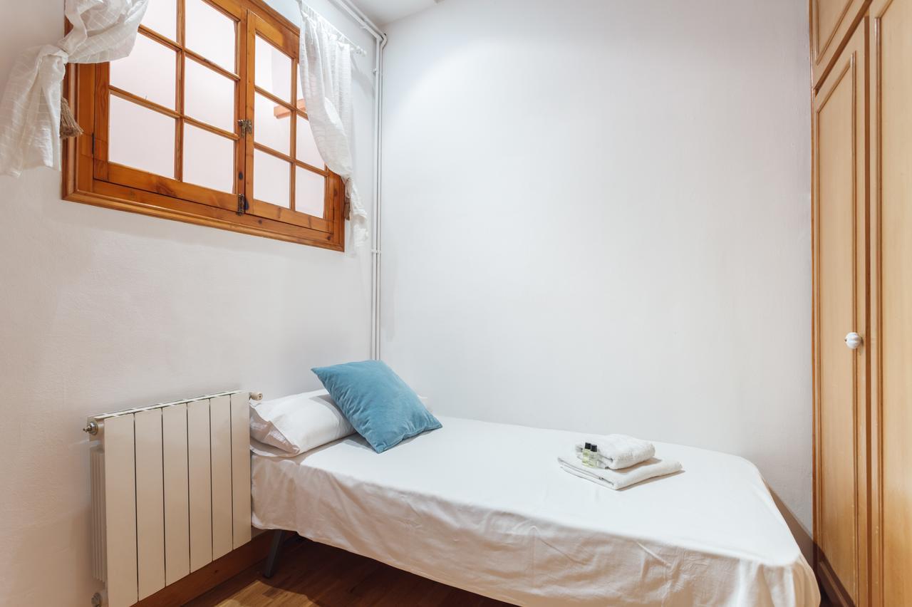 Appartamento Flateli Aribau Barcellona Esterno foto