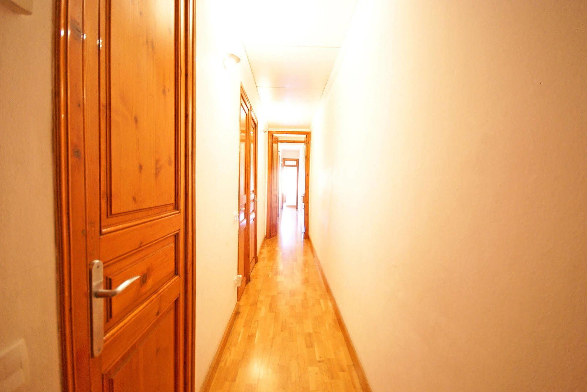 Appartamento Flateli Aribau Barcellona Esterno foto
