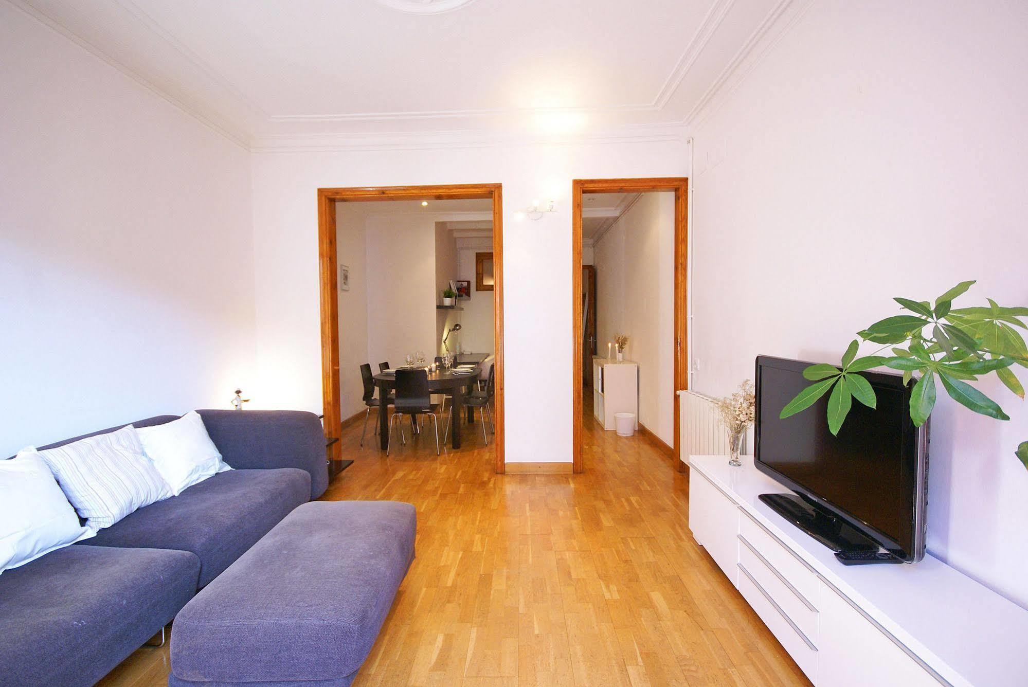 Appartamento Flateli Aribau Barcellona Esterno foto
